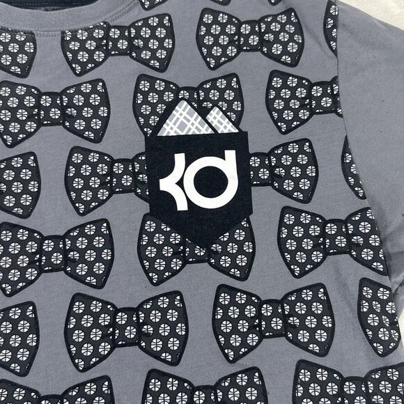 Nike KD Bow Tie Graphic Shirt Men L Gray Basketball Pocket Tee Retro Style - Picture 2 of 6